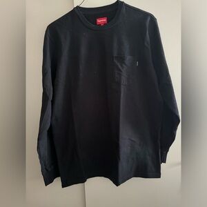 Supreme men’s t shirt